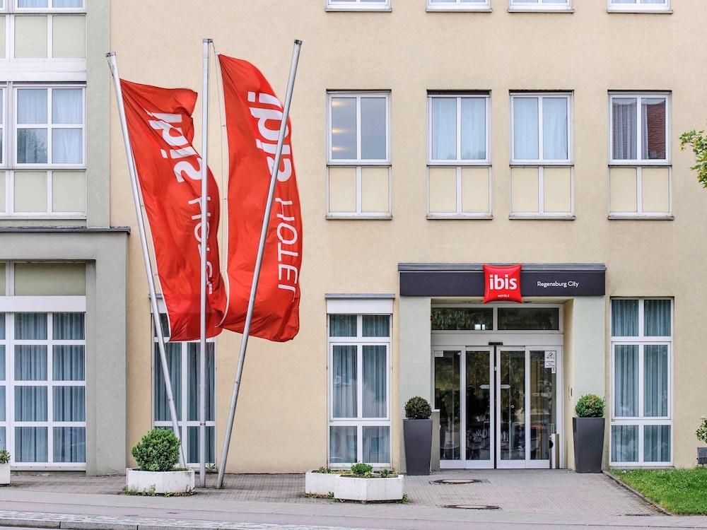 Ibis Hotel Regensburg City Exteriör bild