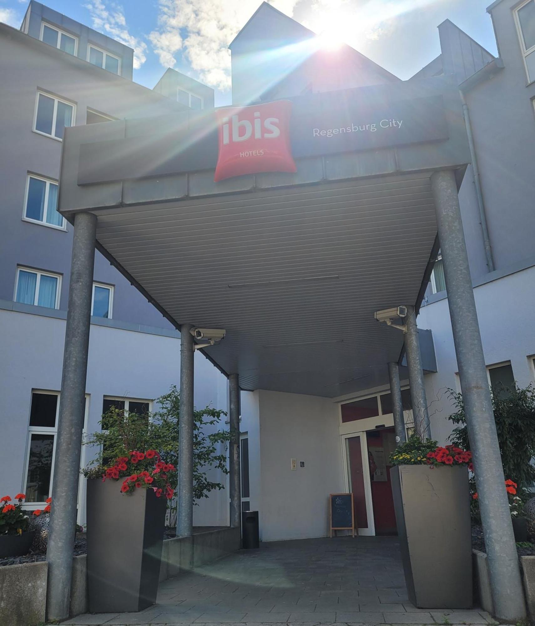 Ibis Hotel Regensburg City Exteriör bild