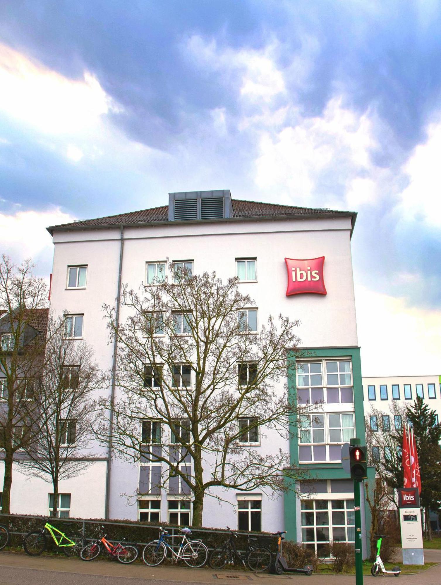 Ibis Hotel Regensburg City Exteriör bild